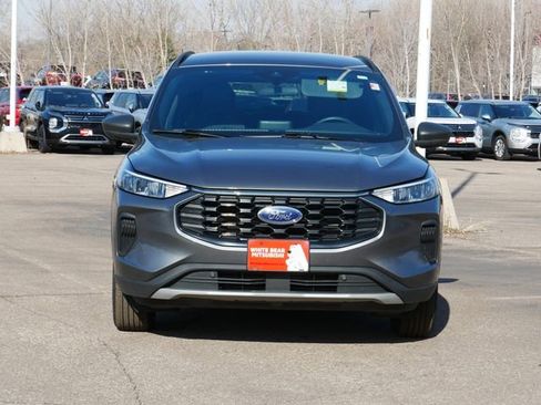 Used 2025 Ford Escape ST-Line image 2