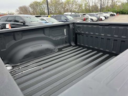 Used 2022 RAM 1500 Limited AWD/4WD image 15