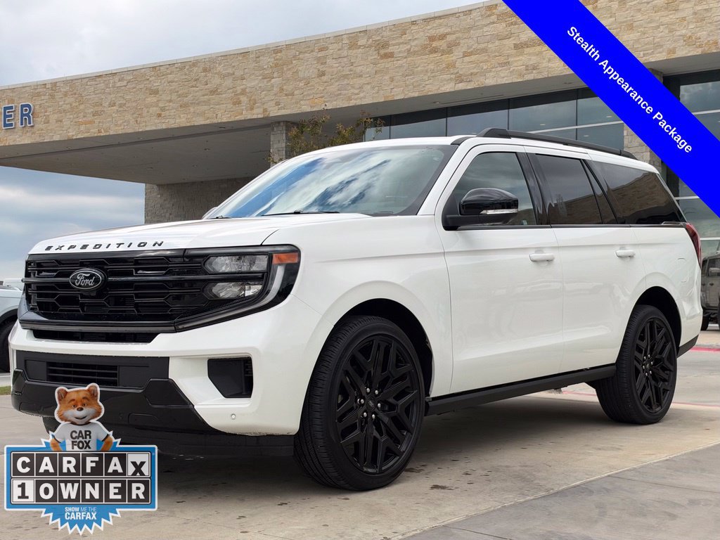 Used 2026 Ford Expedition Platinum w/ Stealth Performance Package AWD/4WD image 10