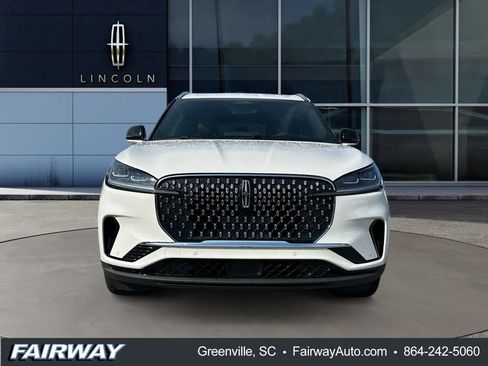 Used 2025 Lincoln Aviator Reserve w/ Equipment Group 201A AWD/4WD image 2