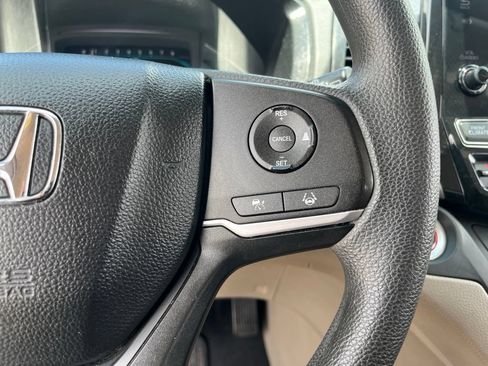 Used 2021 Honda Odyssey EX image 21