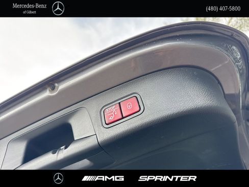 Used 2025 Mercedes-Benz GLA 250 4MATIC w/ Winter Package image 8