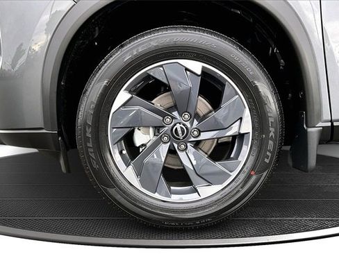 New 2026 Nissan Rogue SV image 12