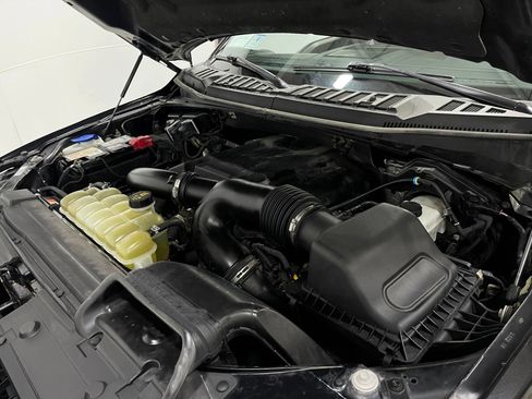 Used 2020 Ford F150 Platinum w/ Technology Package AWD/4WD image 28