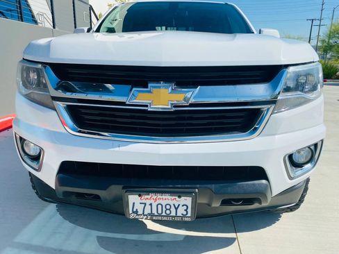 Used 2016 Chevrolet Colorado LT w/ LT Convenience Package AWD/4WD image 2
