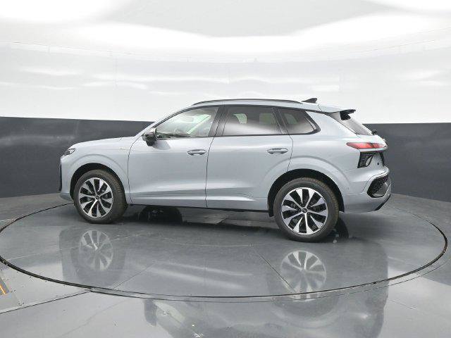 New 2026 Audi Q3 quattro 2.0T AWD/4WD image 4