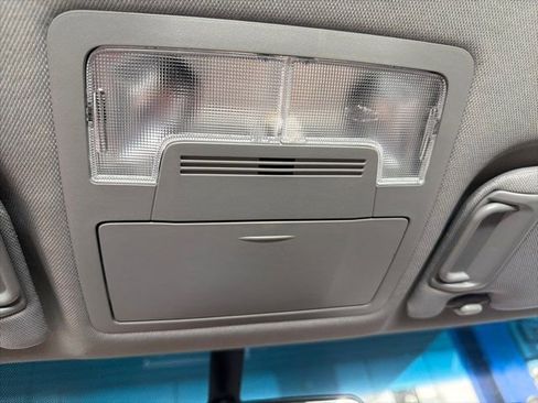 Used 2013 Toyota Camry SE image 22