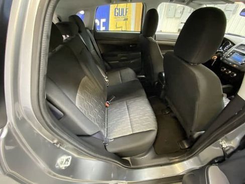 Used 2025 Mitsubishi Outlander Sport ES AWD/4WD image 26
