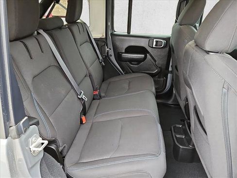 Used 2023 Jeep Wrangler Unlimited Rubicon 4xe w/ Cold Weather Group AWD/4WD image 20