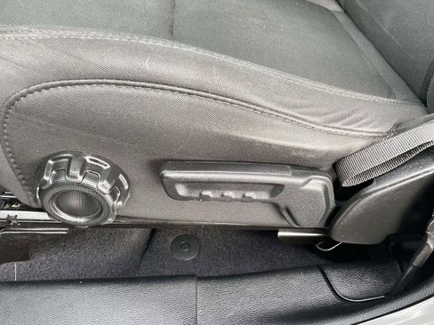 Used 2018 Jeep Wrangler Unlimited Sport S image 30