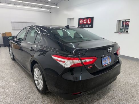 Used 2020 Toyota Camry LE w/ Convenience Package image 6