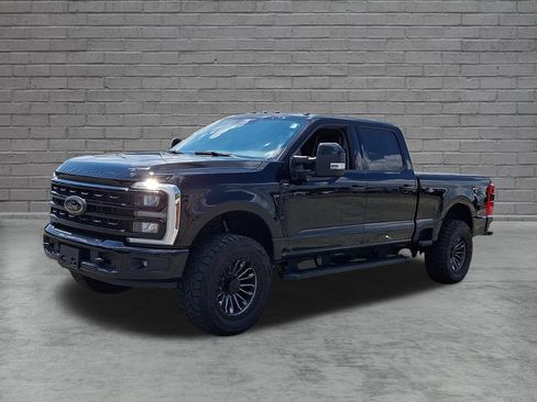 Used 2024 Ford F250 Lariat w/ Black Appearance Package AWD/4WD image 6
