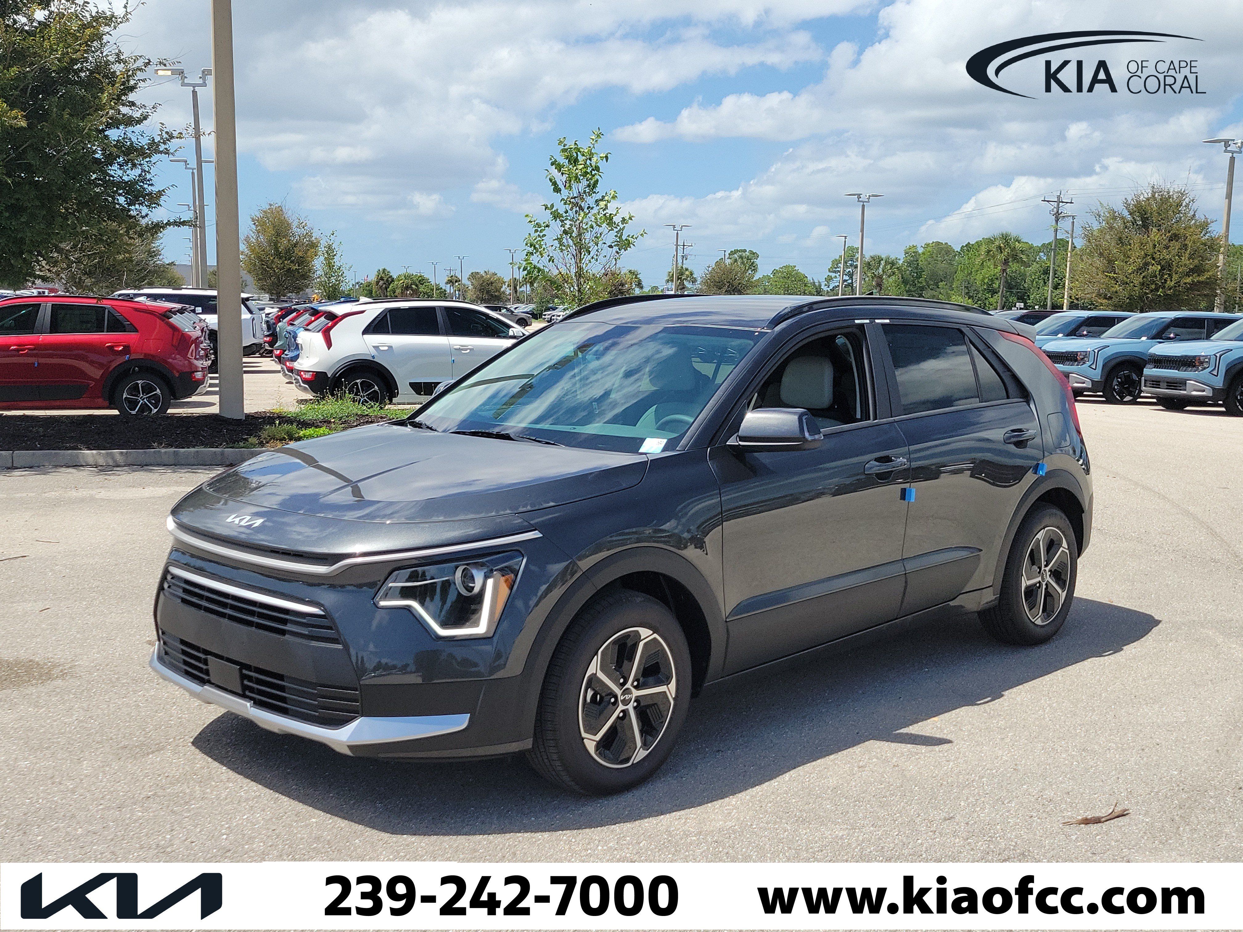 New 2026 Kia Niro EX FWD image 3