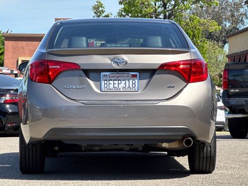 Used 2018 Toyota Corolla SE image 8