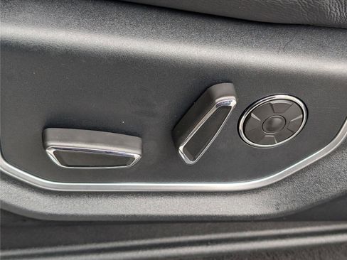 Used 2021 Ford F250 Limited image 23