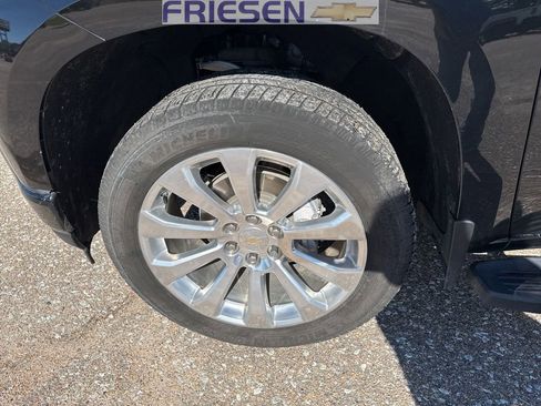 Used 2021 Chevrolet Silverado 1500 High Country w/ Technology Package image 7