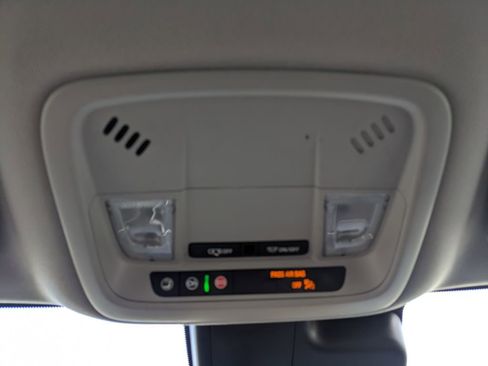 Used 2025 Chevrolet Malibu LT image 55