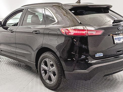 Certified 2022 Ford Edge SEL w/ Sport Appearance Package AWD/4WD image 4