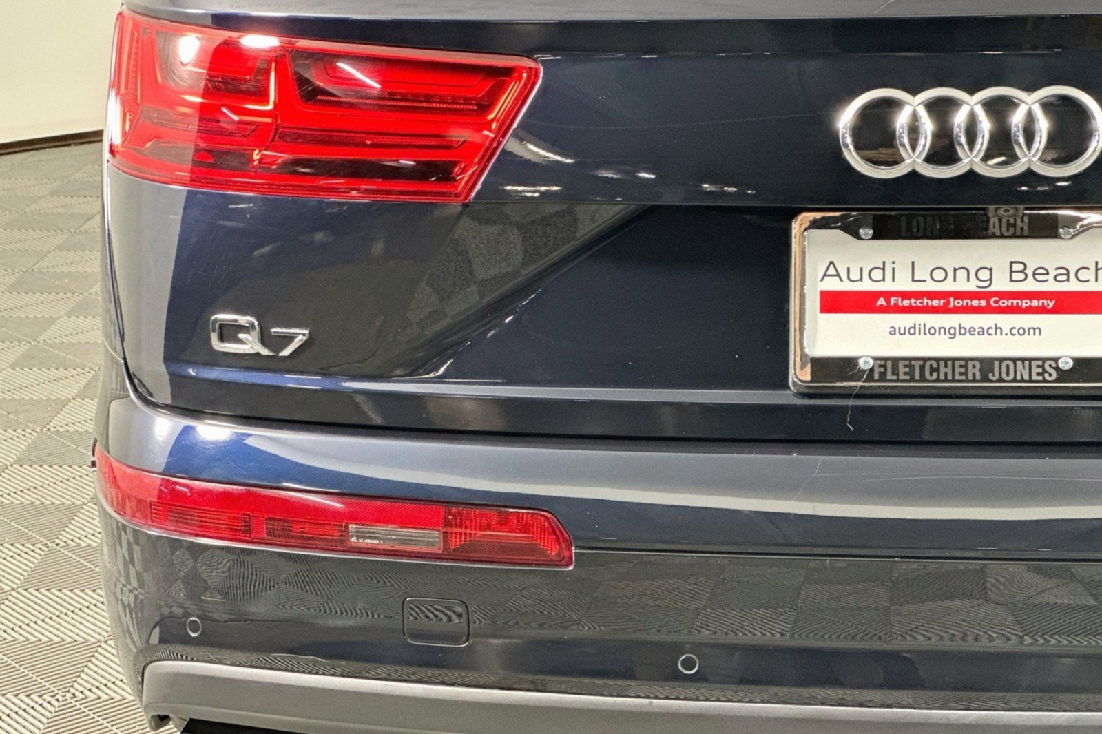 Used 2018 Audi Q7 3.0T Prestige w/ Prestige Package AWD/4WD image 18