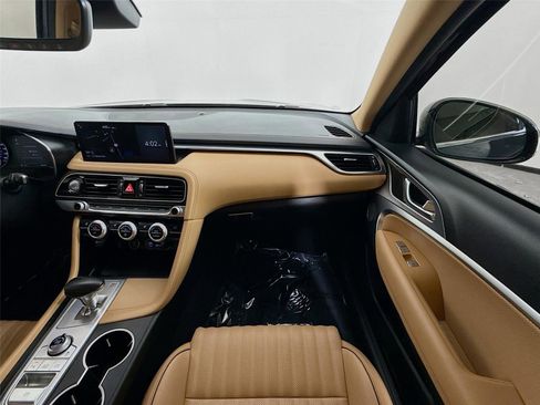 Used 2022 Genesis G70 2.0T w/ Prestige Package image 19