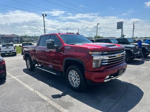 Used 2023 Chevrolet Silverado 2500 High Country w/ Z71 Off-Road Package AWD/4WD image 2