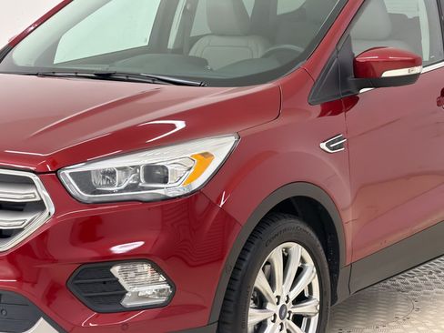 Used 2018 Ford Escape Titanium w/ Ford Safe & Smart Package AWD/4WD image 24