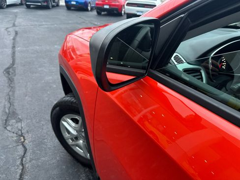 Used 2018 Jeep Compass Sport image 13