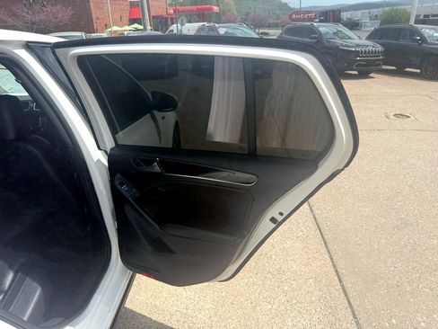 Used 2014 Volkswagen GTI Driver's Edition image 49