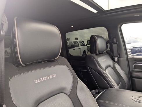 Used 2024 RAM 1500 Laramie AWD/4WD image 20