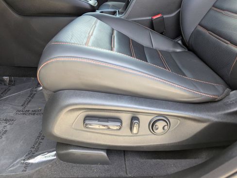 Used 2026 Nissan Rogue S FWD image 40