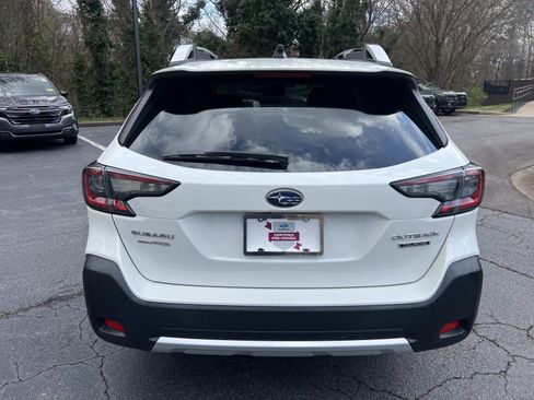 Used 2023 Subaru Outback Touring image 6