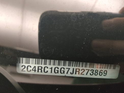 Used 2018 Chrysler Pacifica Limited FWD image 33