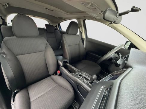 Used 2018 Honda HR-V EX image 21