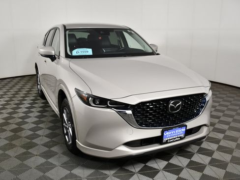 Used 2025 MAZDA CX-5 AWD 2.5 S w/ Select Package image 3