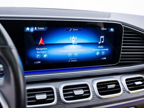 Used 2022 Mercedes-Benz GLS 450 4MATIC w/ AMG Line Exterior image 26