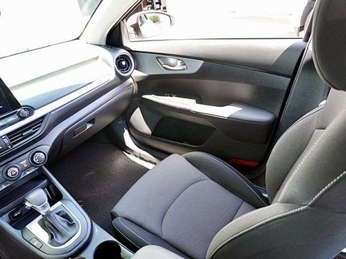 Used 2023 Kia Forte LXS FWD image 20