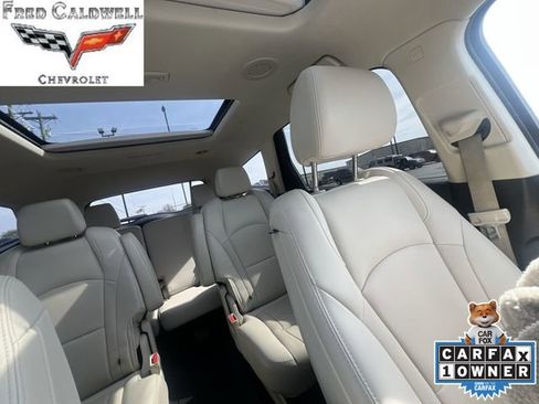 Used 2023 Buick Enclave Essence w/ Experience Buick Package image 14