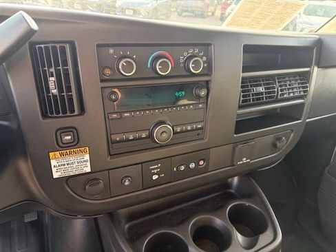 Used 2021 Chevrolet Express 3500 w/ Driver Convenience Package RWD image 14