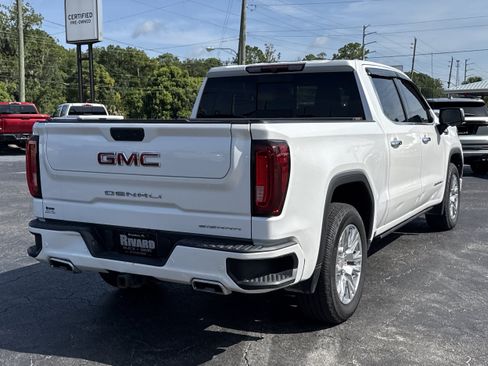 Used 2022 GMC Sierra 1500 Denali AWD/4WD image 9