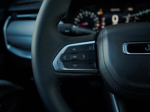 New 2026 Jeep Compass Limited image 20