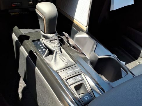 New 2026 Toyota Camry SE FWD image 12