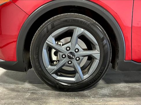 New 2025 Kia K4 LXS image 22