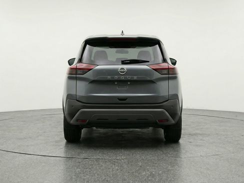Used 2025 Nissan Rogue SV image 7