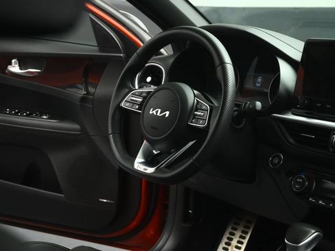 Certified 2022 Kia Forte GT-Line w/ GT-Line Premium Package FWD image 61