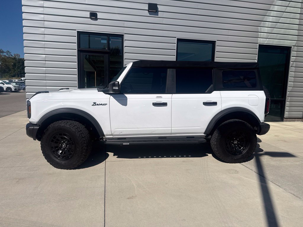 Used 2022 Ford Bronco Badlands AWD/4WD image 3