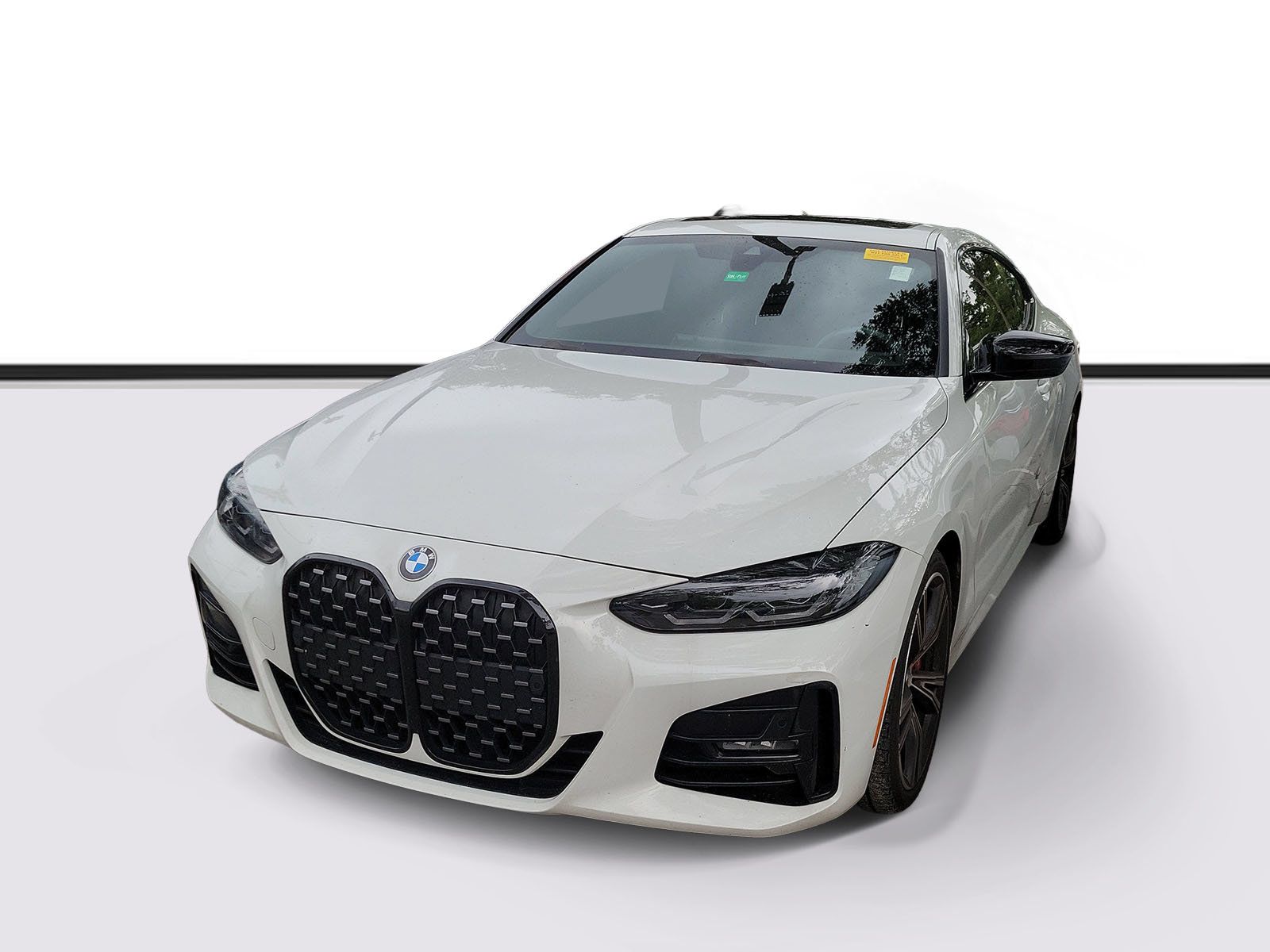 Used 2024 BMW 430i Coupe w/ M Sport Package RWD image 3