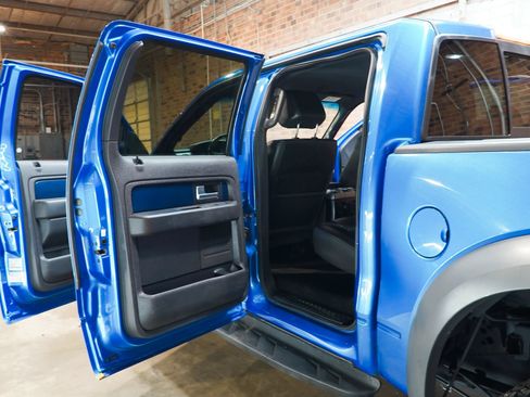 Used 2014 Ford F150 Raptor w/ Equipment Group 801A Luxury AWD/4WD image 39