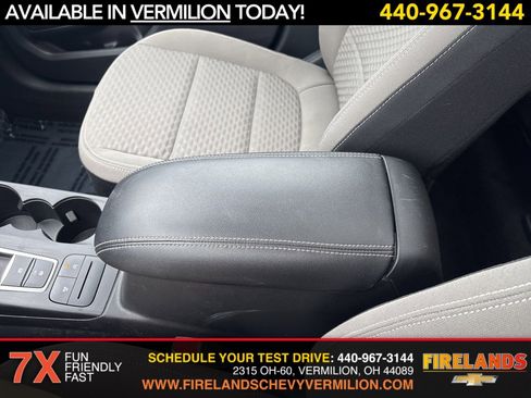 Used 2022 Ford Escape SE w/ SE Sport Appearance Package image 30