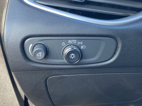 Used 2023 Chevrolet Malibu LT image 30