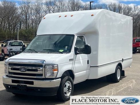 New 2027 Ford E-350 and Econoline 350 Super Duty w/ Power Equipment Group RWD image 1